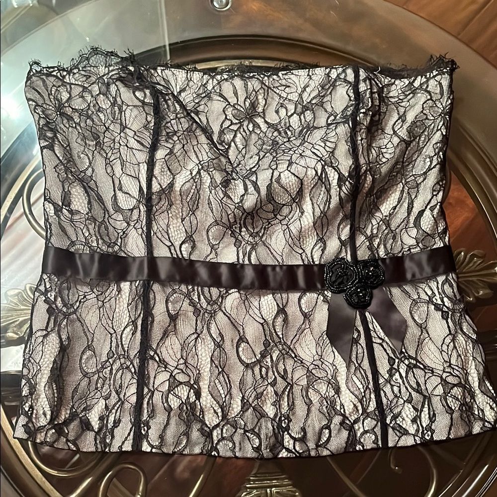 Elegant Black Lace Bustier
